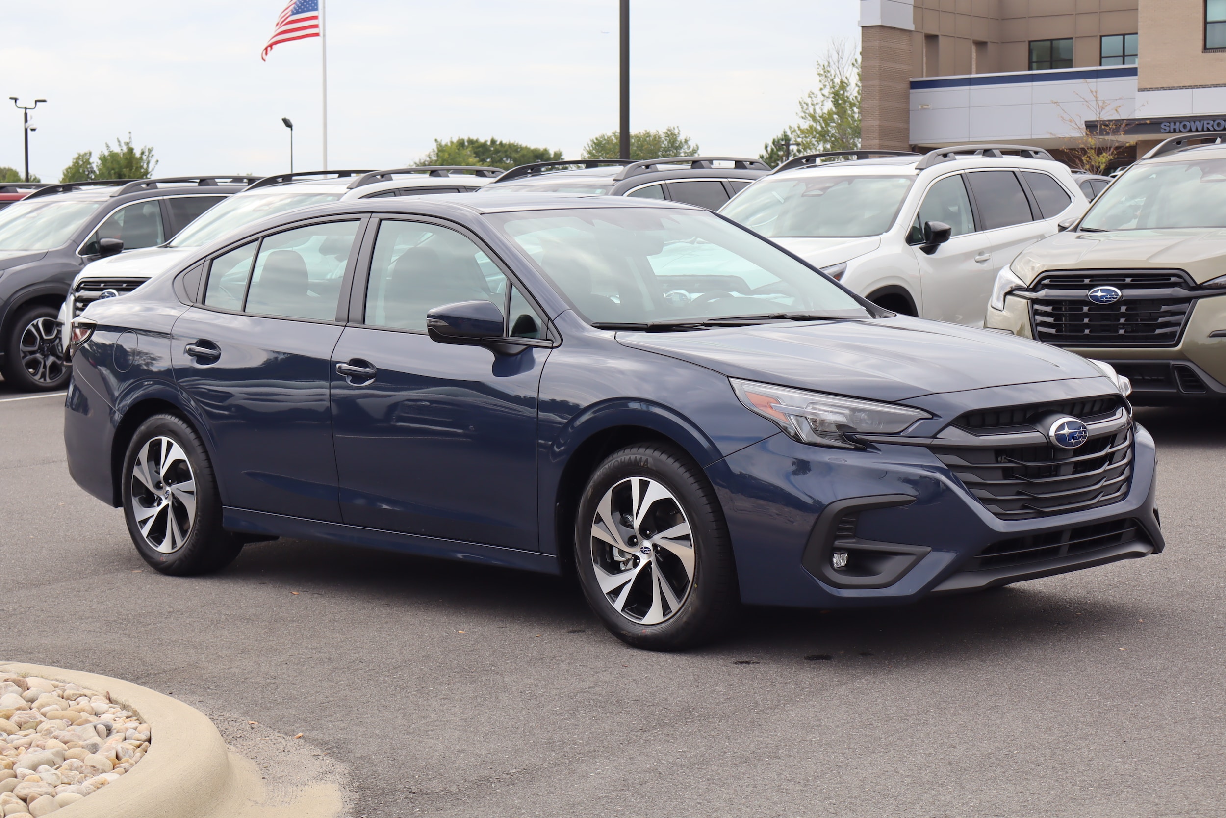 2025 Subaru Legacy Premium's photo