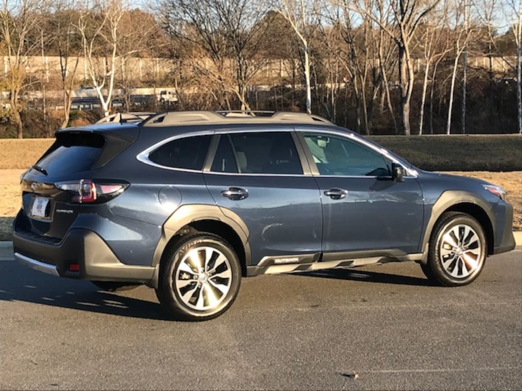 Used 2025 Subaru Outback Limited SUV
