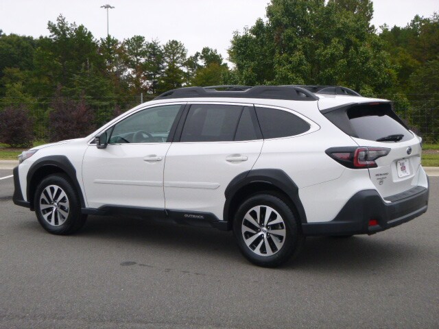 2023 Subaru Outback Premium photo 4