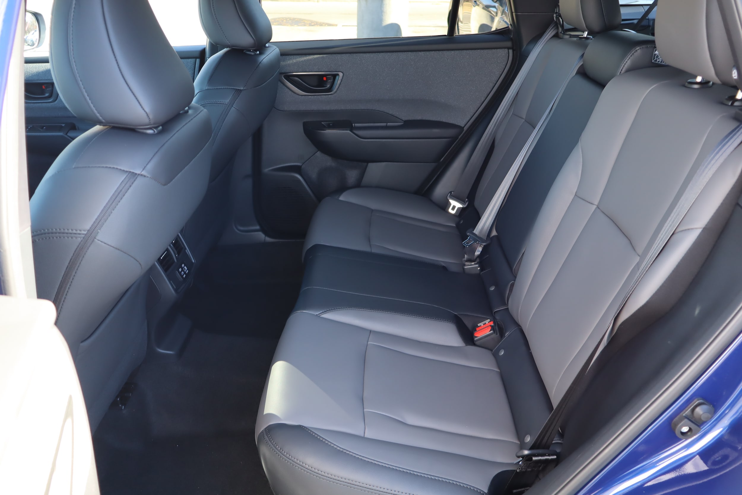 2026 Subaru Outback Premium - Photo 18