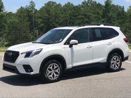 2023 Subaru Forester Premium SUV