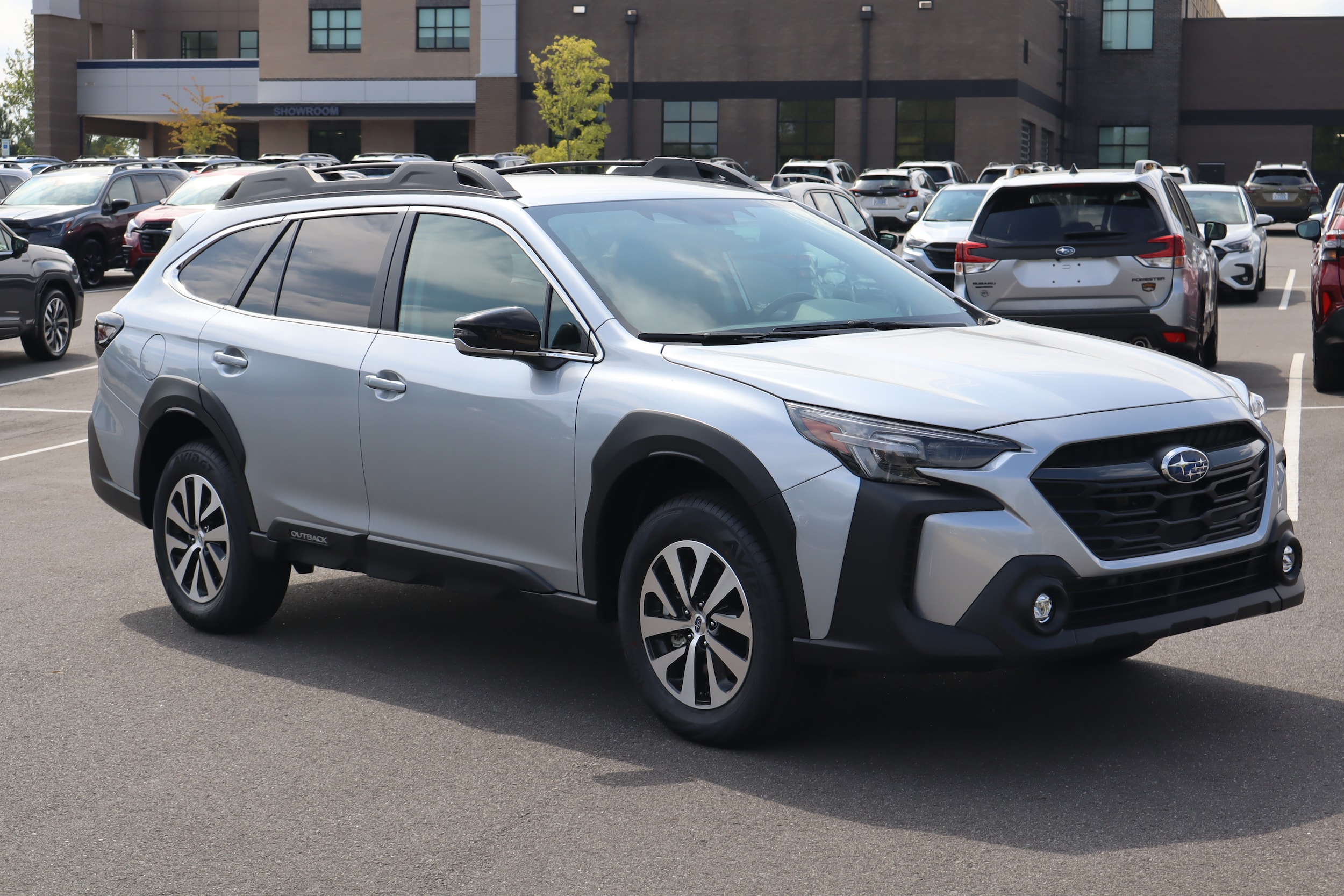 2025 Subaru Outback Premium