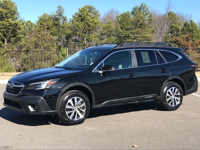 2020 Subaru Outback Premium's photo