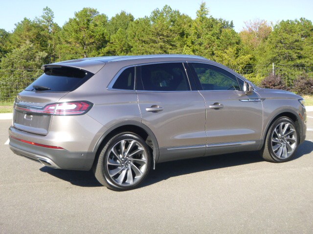 2021 Lincoln Nautilus Reserve photo 4