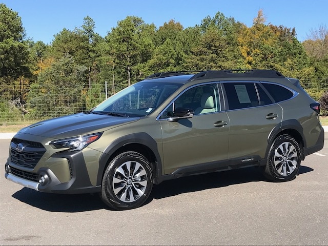 2025 Subaru Outback Limited's photo