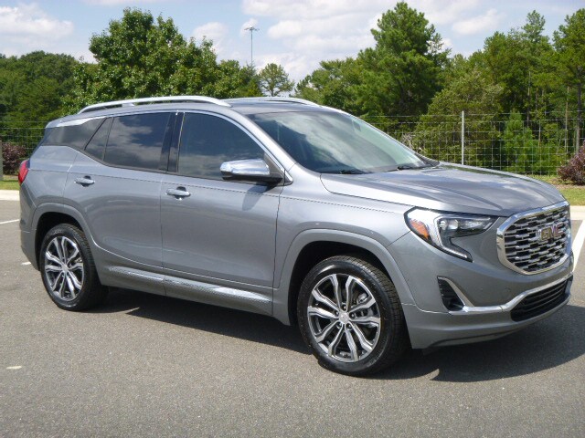 2020 Gmc Terrain Denali photo 2