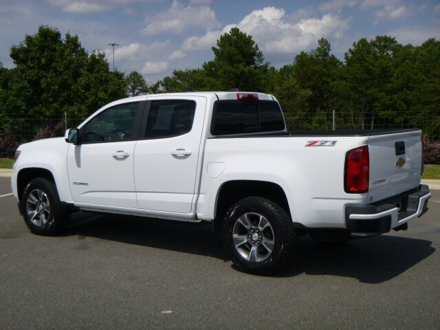 2015 Chevrolet Colorado Z71 photo 3