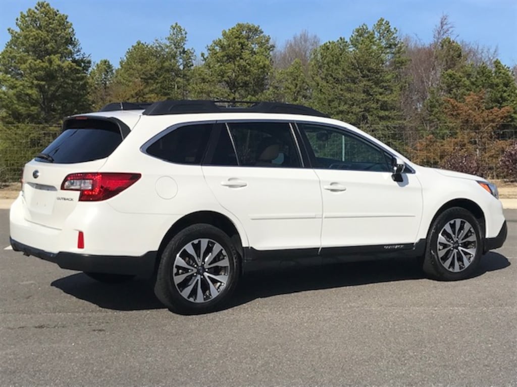 Used 2017 Subaru Outback 2.5i SUV