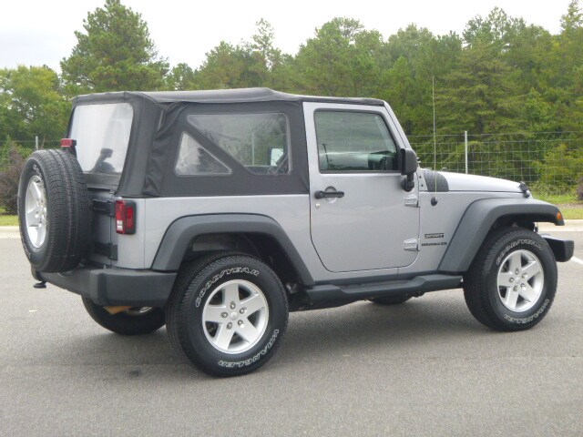 2013 Jeep Wrangler Sport photo 3