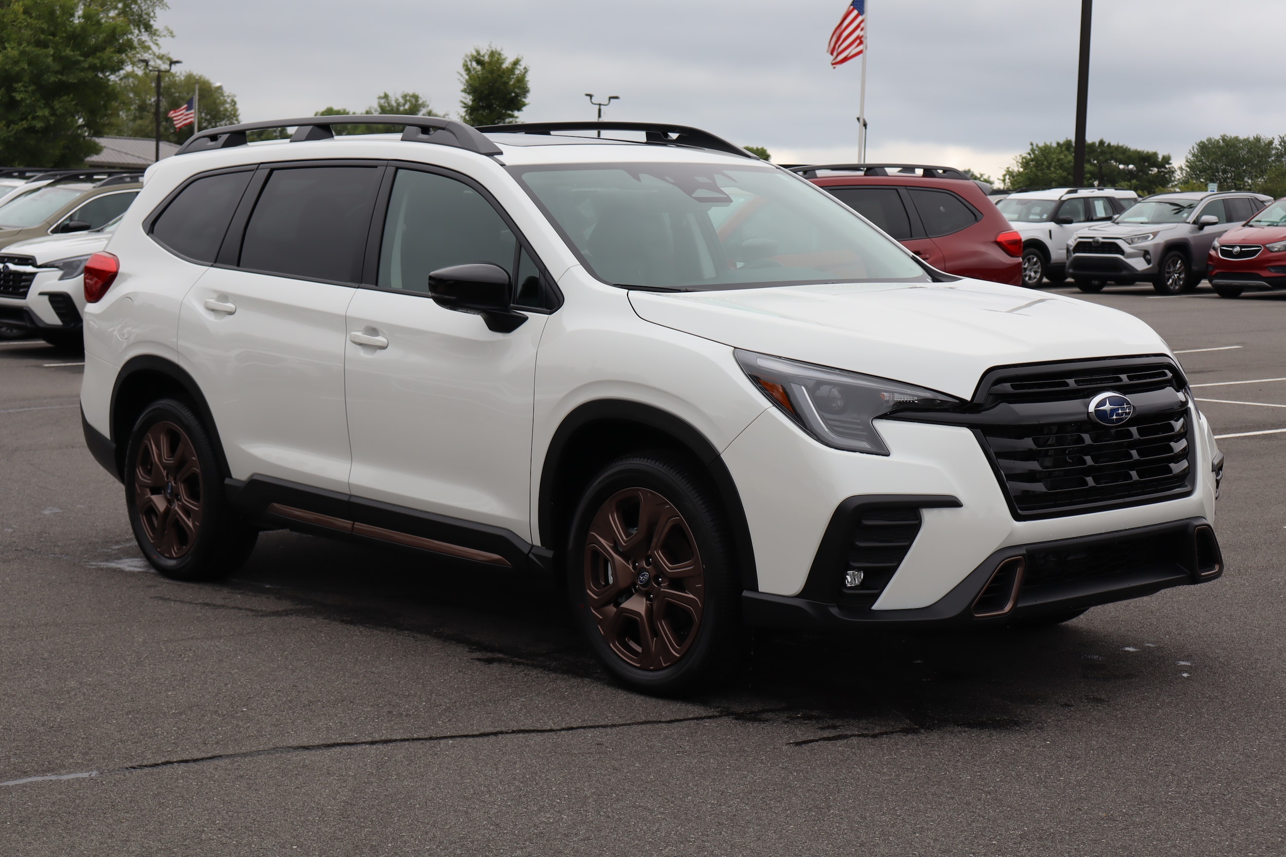 2025 Subaru Ascent Bronze Edition's photo