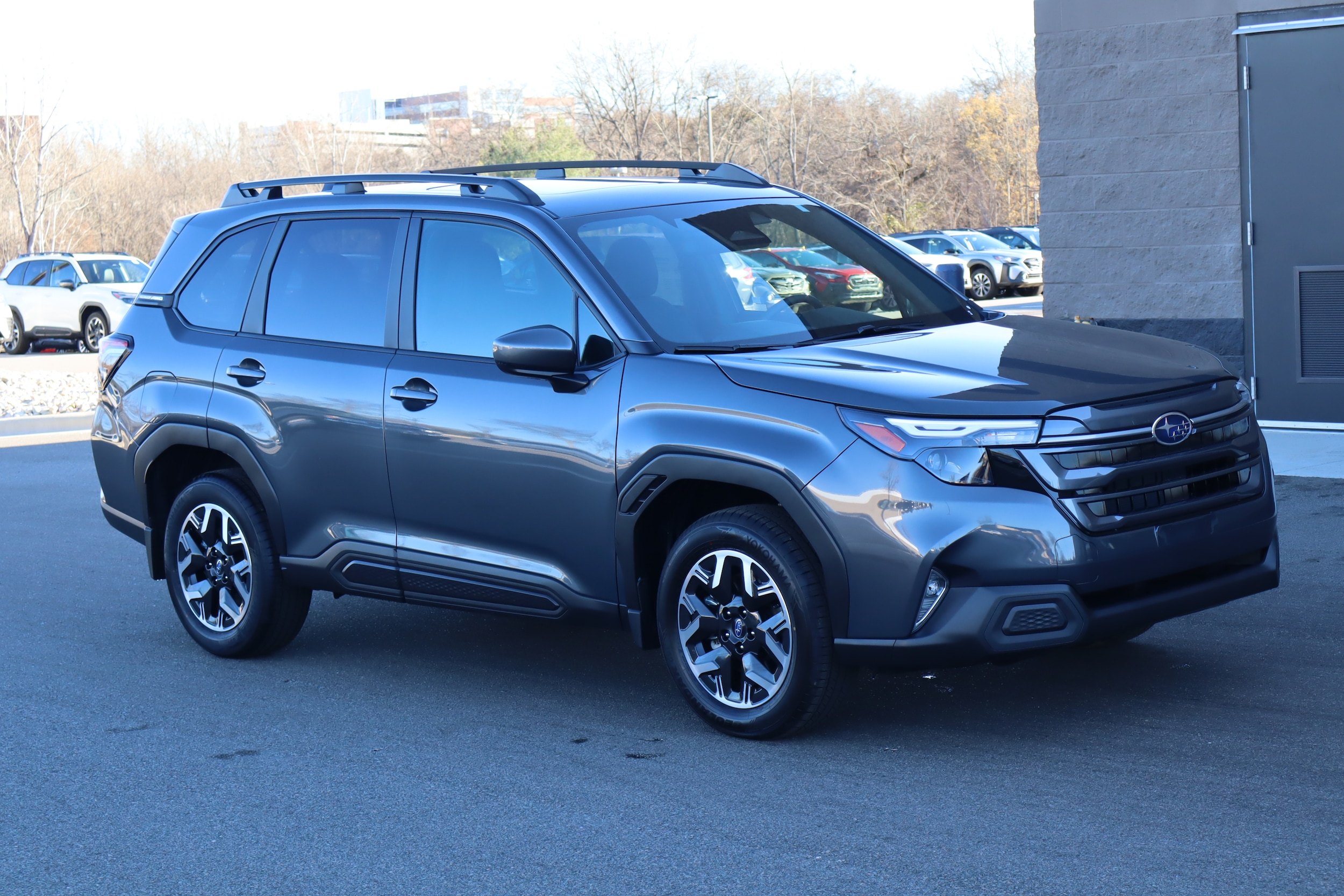 2025 Subaru Forester Premium's photo