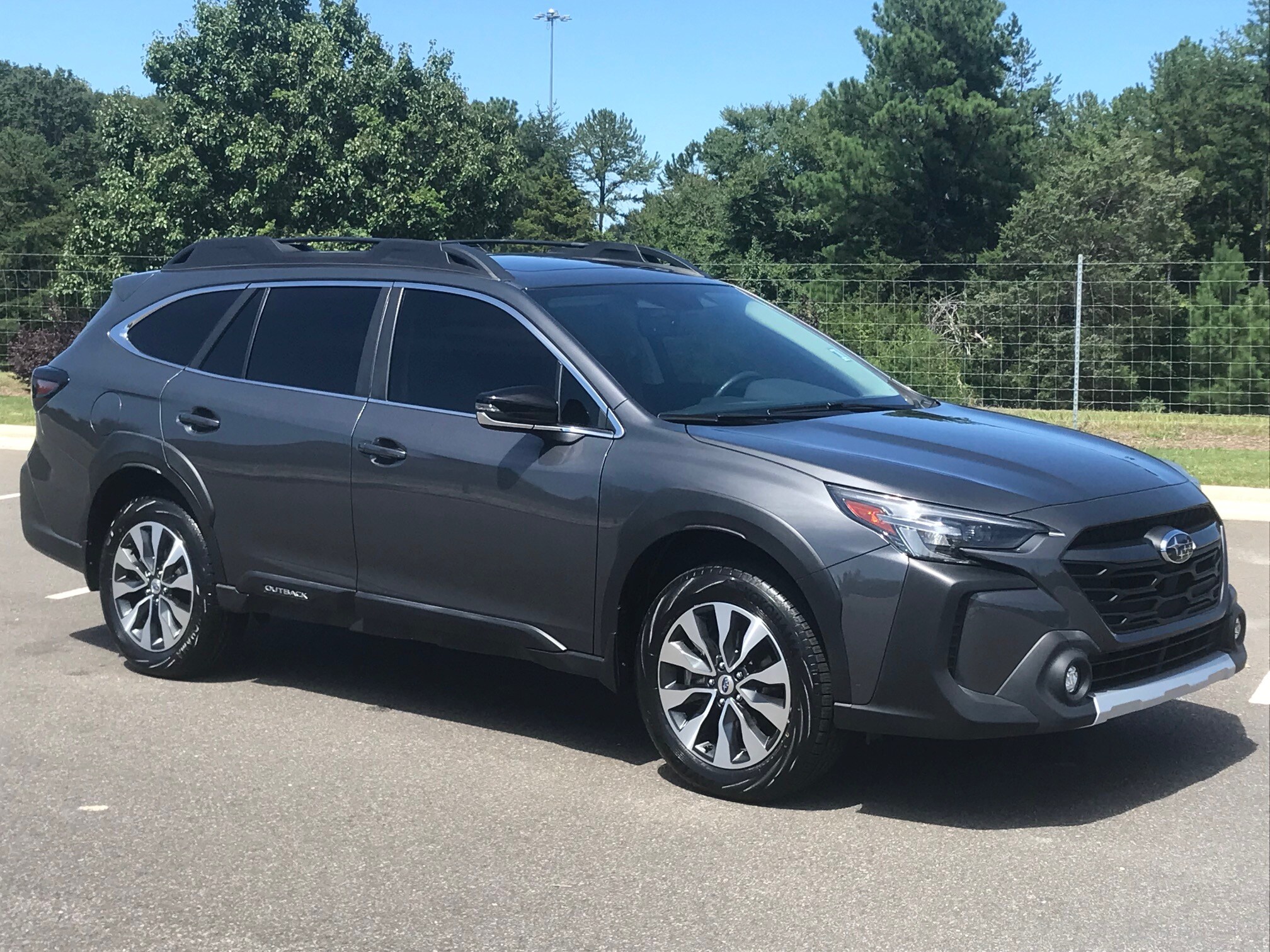 2023 Subaru Outback Limited photo 2