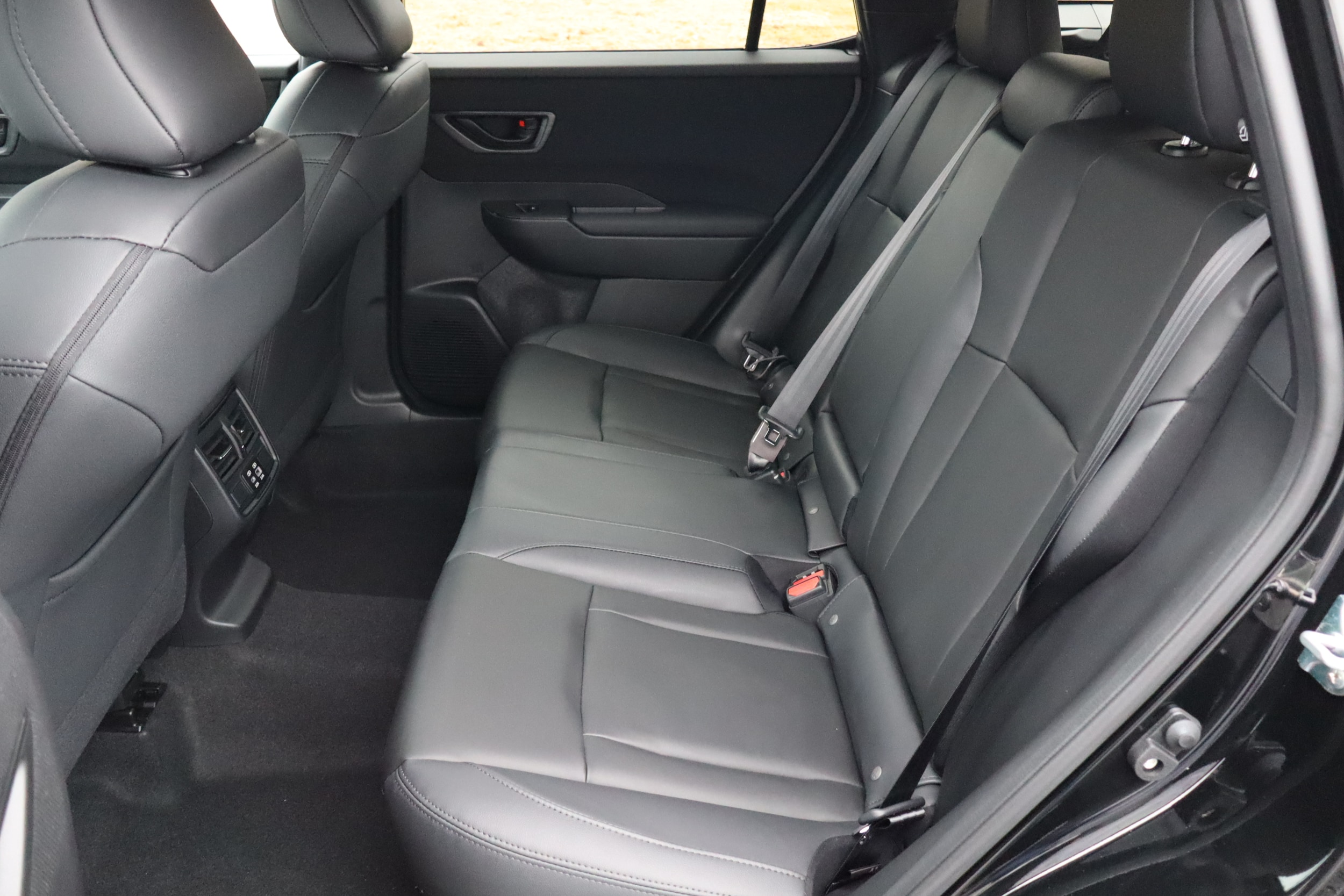 2026 Subaru Outback Premium - Photo 18