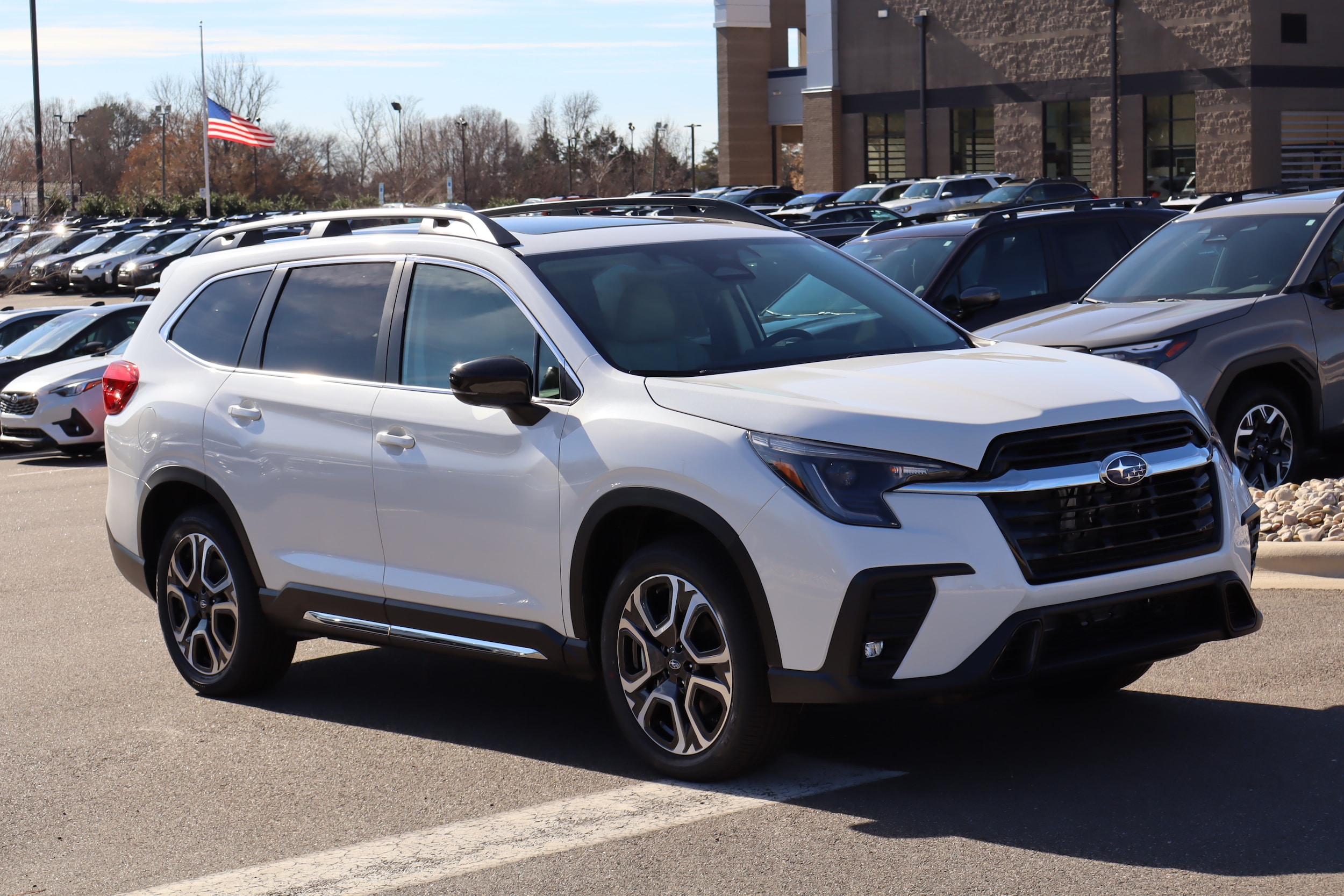 2026 Subaru Ascent Limited's photo