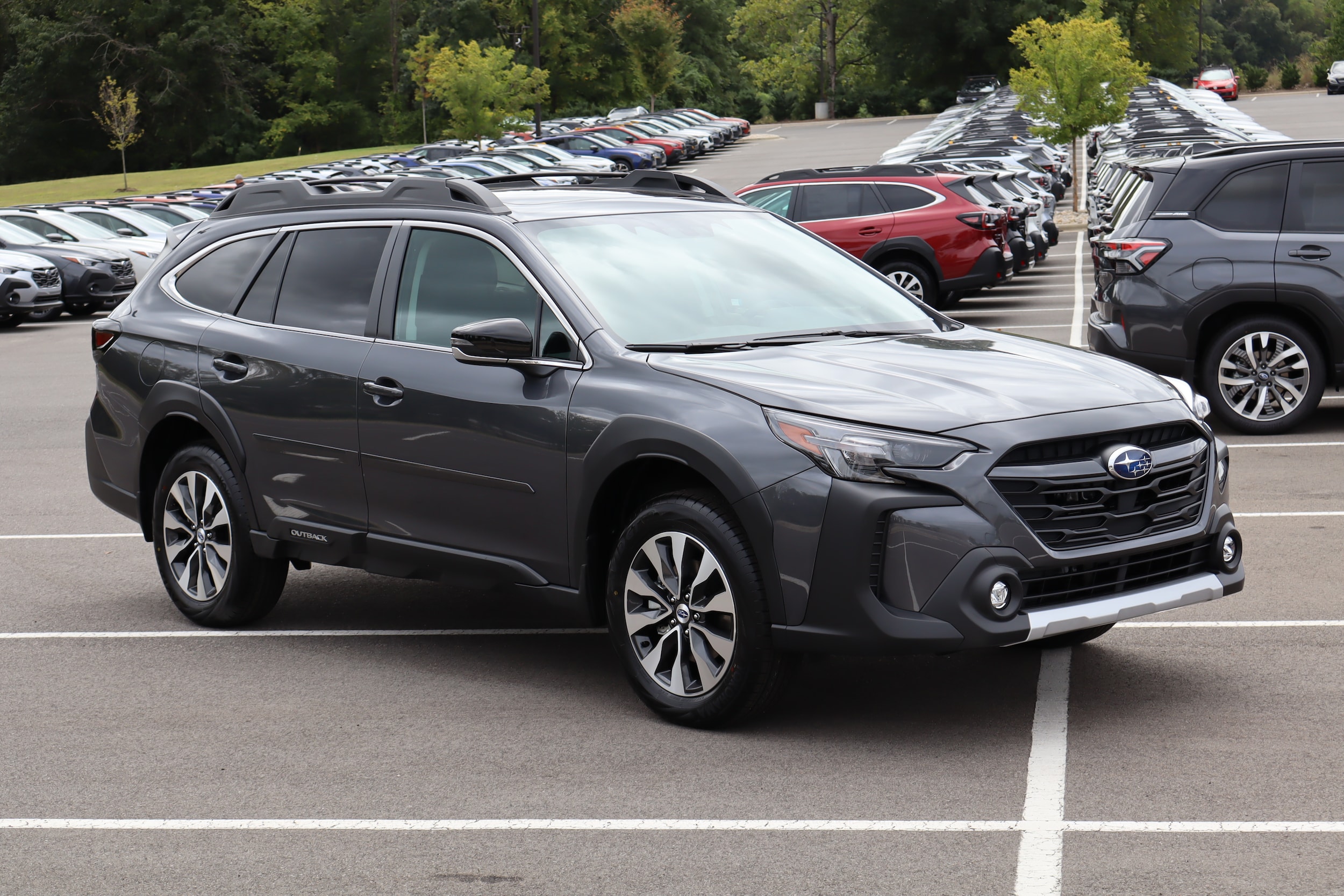 2025 Subaru Outback Limited's photo