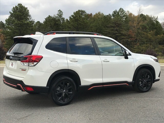 2023 Subaru Forester Sport photo 4