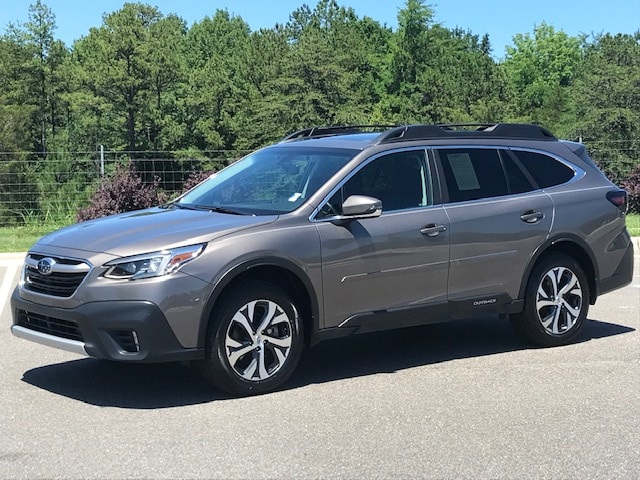 2022 Subaru Outback Limited's photo