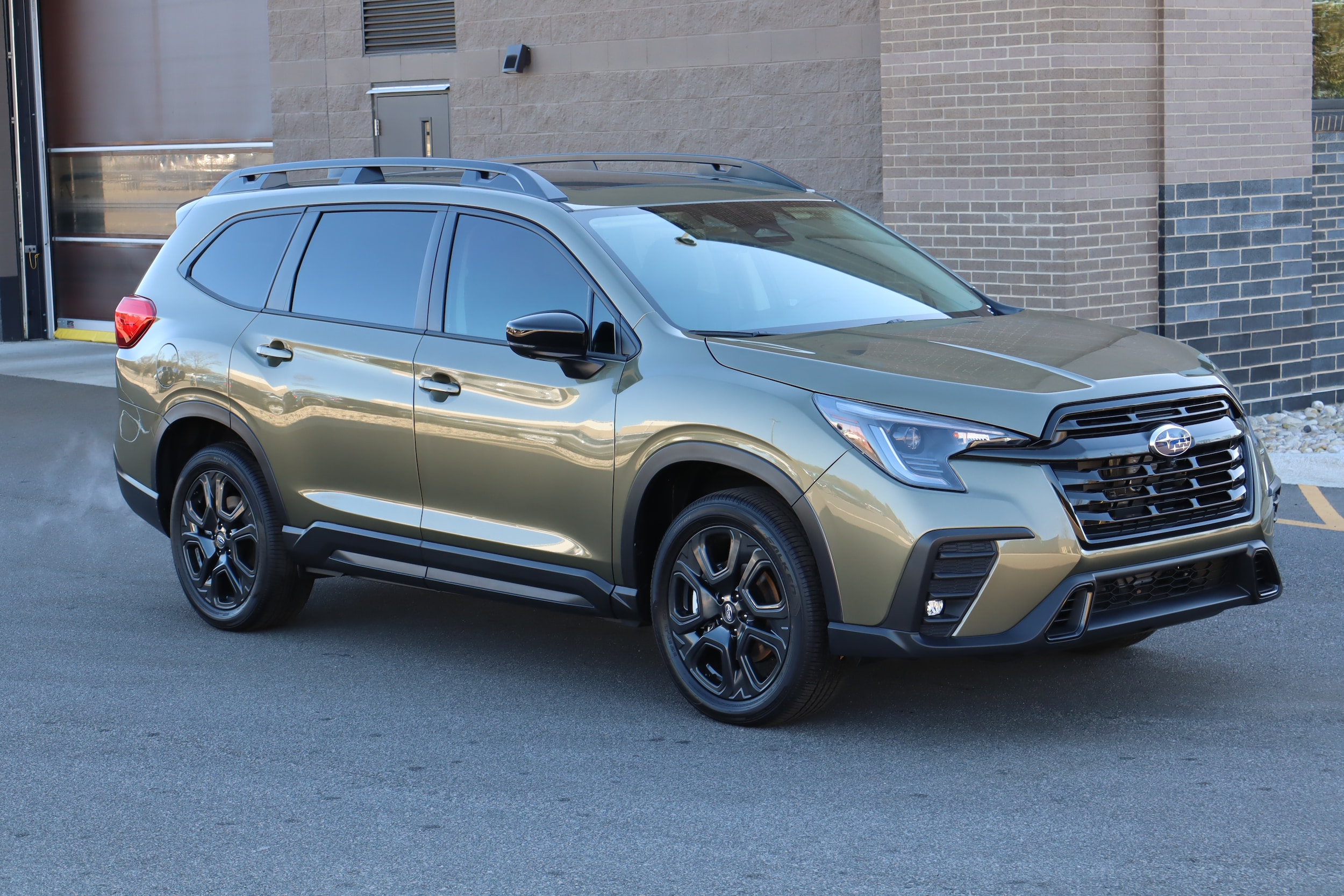 2025 Subaru Ascent Onyx Edition-Touring's photo