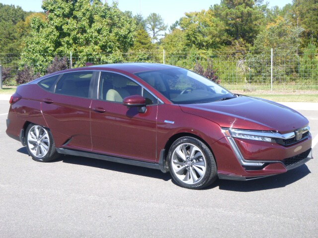 2018 Honda Clarity Plug-In Hybrid Touring photo 2
