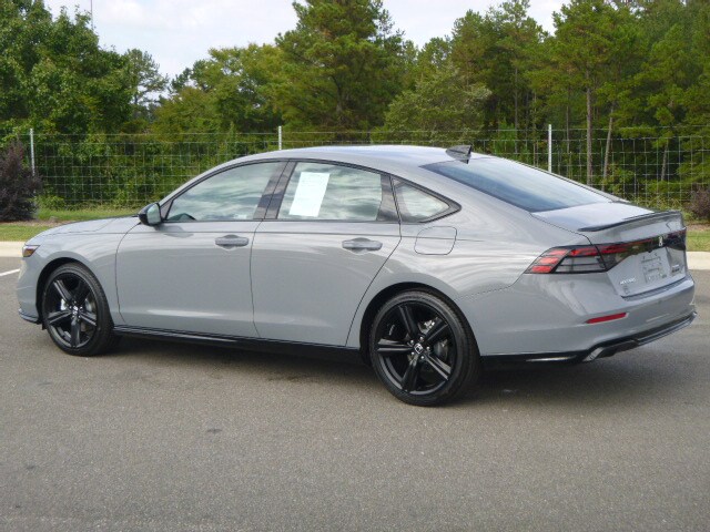 2025 Honda Accord Hybrid Sport-L photo 3