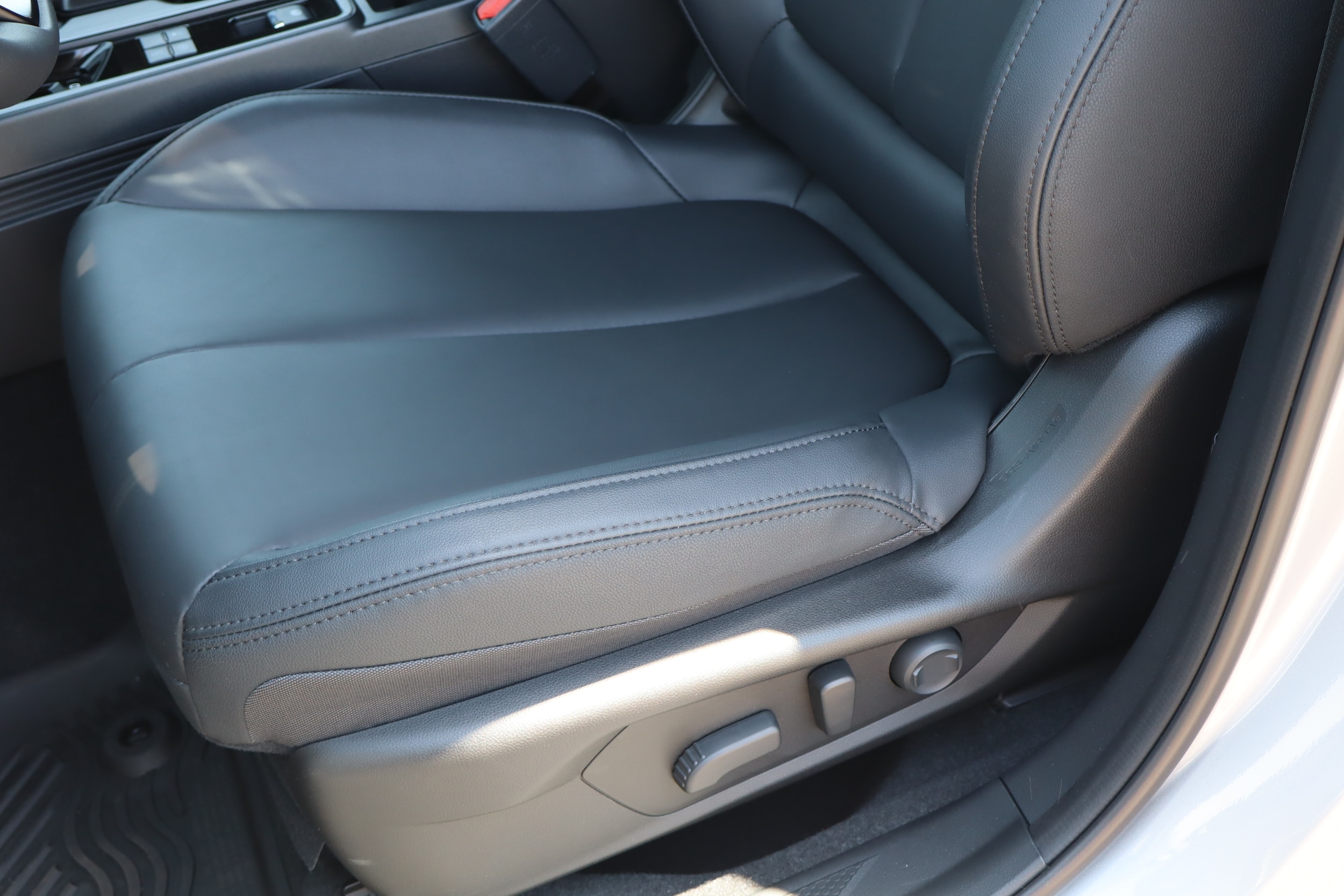2026 Subaru Outback Premium - Photo 10