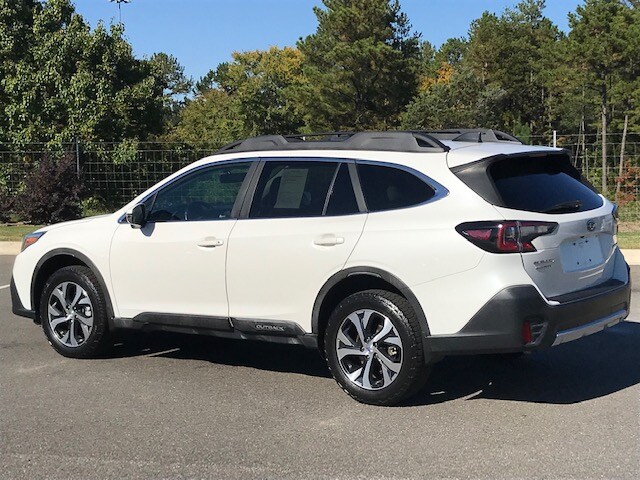 2020 Subaru Outback Limited photo 4