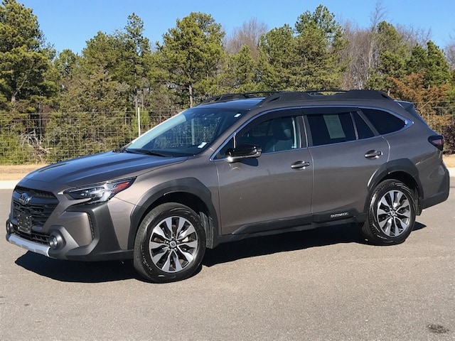 2023 Subaru Outback Limited's photo