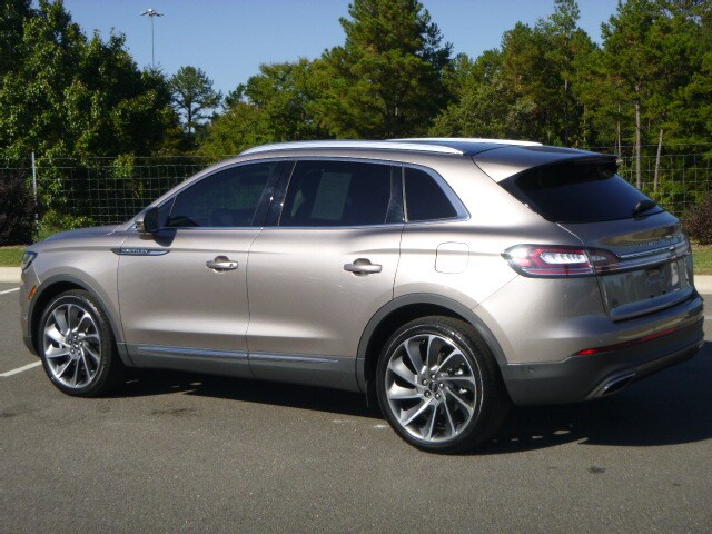 2021 Lincoln Nautilus Reserve photo 3