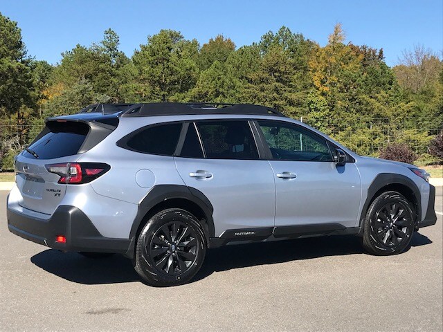 2023 Subaru Outback Onyx Edition XT photo 3