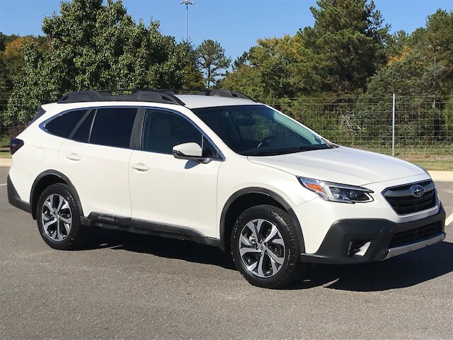 2020 Subaru Outback Limited photo 2
