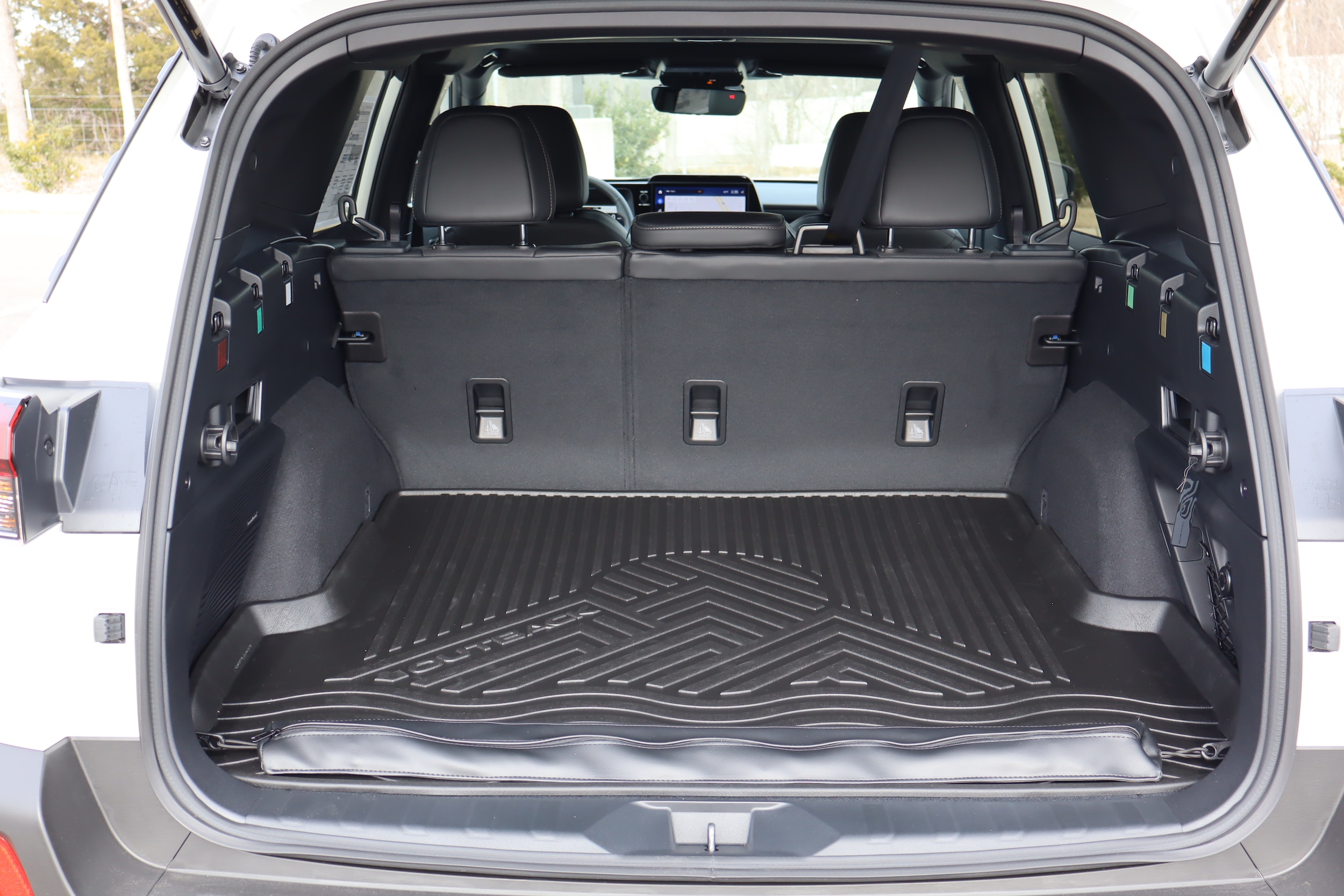 2026 Subaru Outback Limited - Photo 18