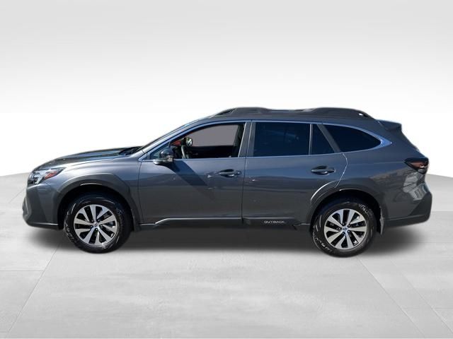 2025 Subaru Outback Premium photo 4