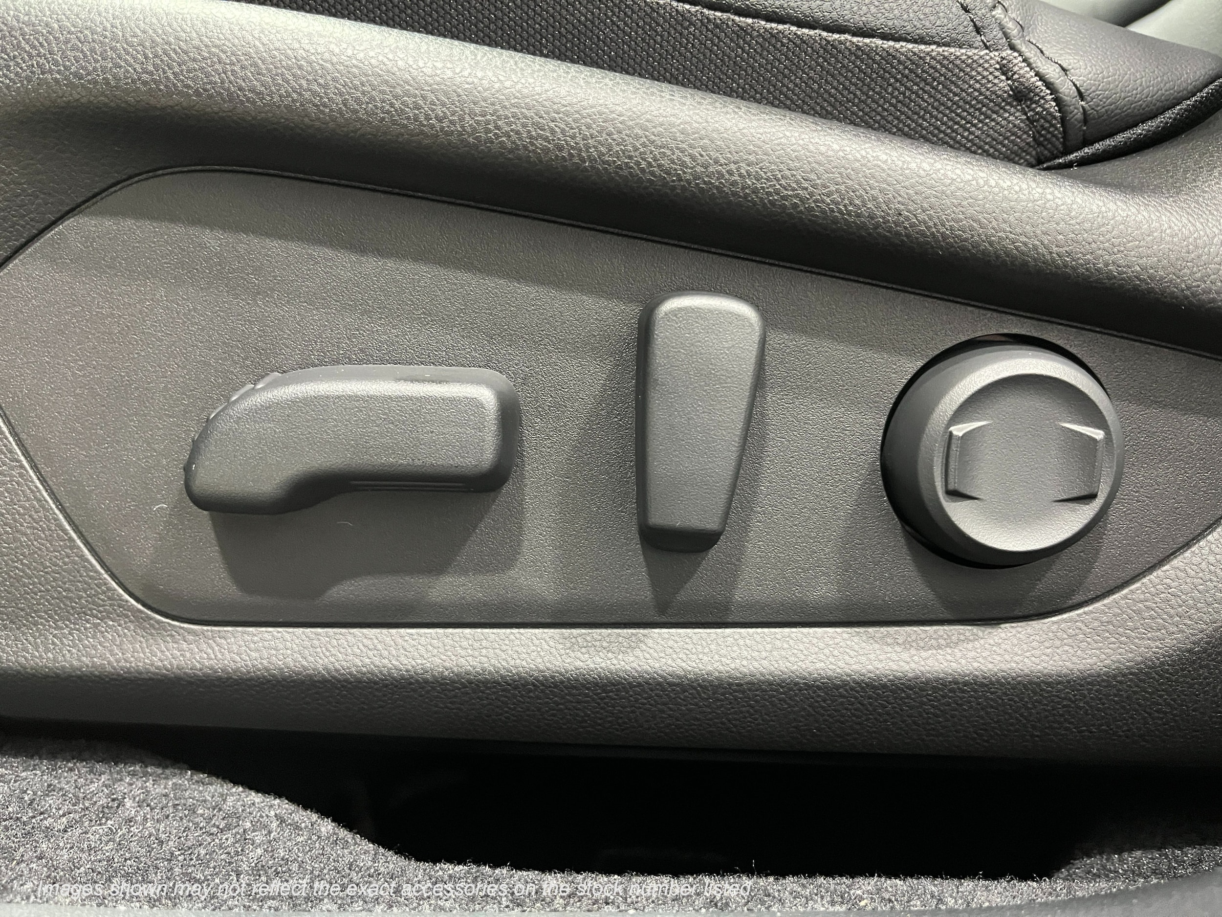 2026 Subaru Outback Premium - Photo 13