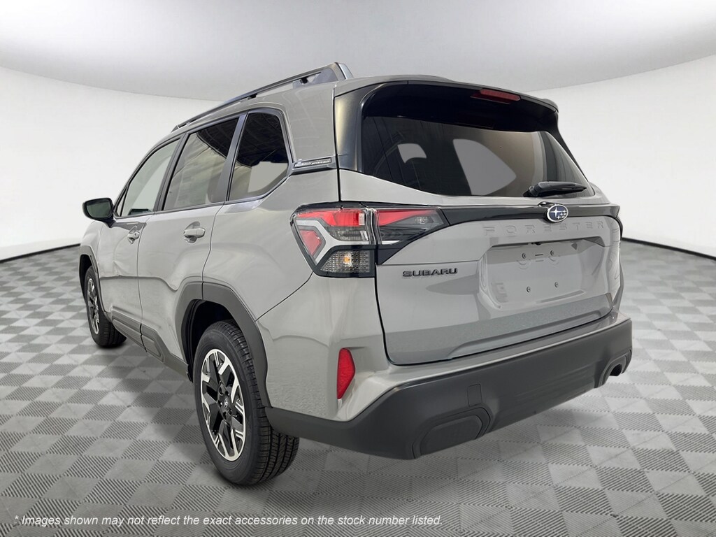 2025 Subaru Forester Premium photo 2