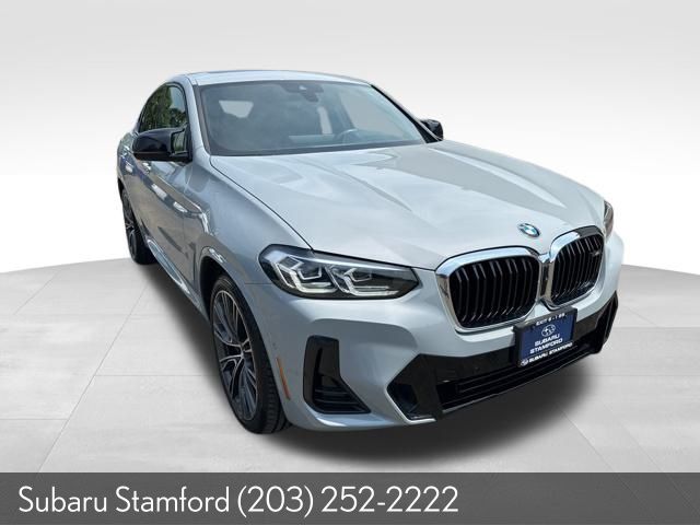 2024 BMW X4 M40i's photo