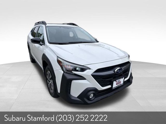 2025 Subaru Outback Premium's photo