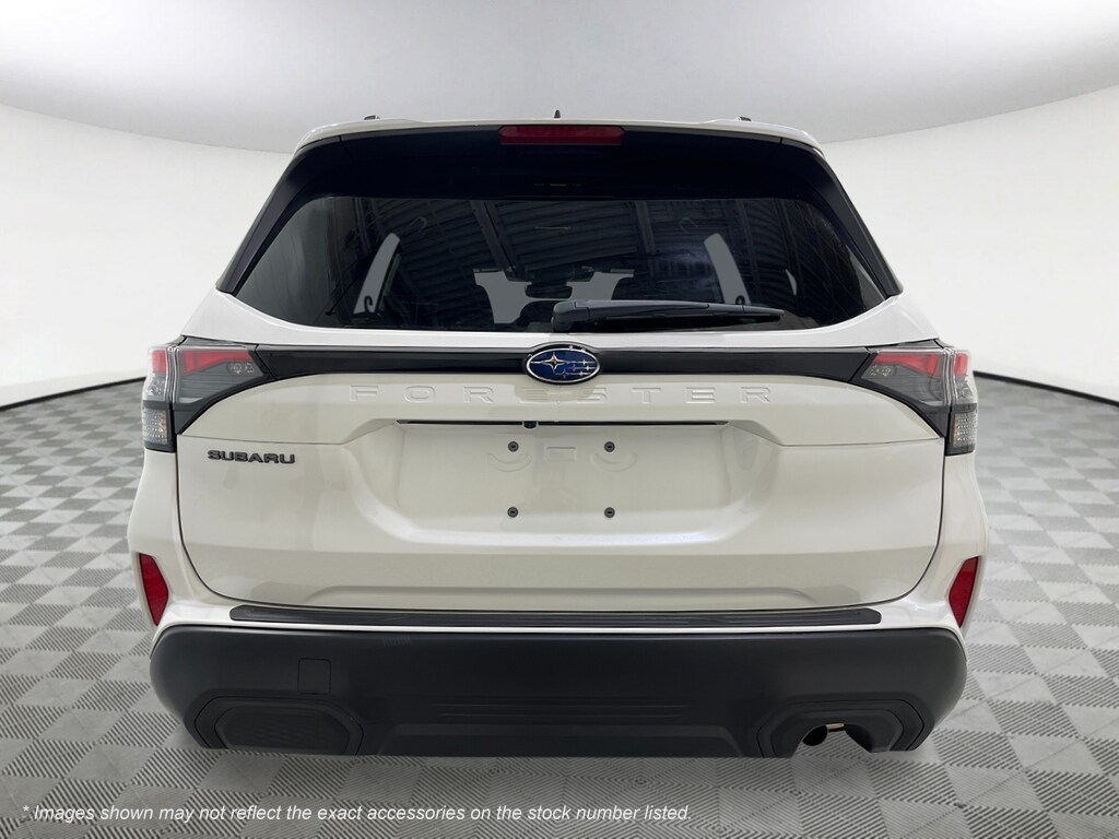 2026 Subaru Forester Premium photo 4