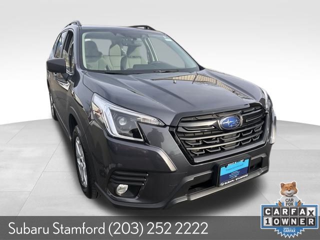 2023 Subaru Forester Base