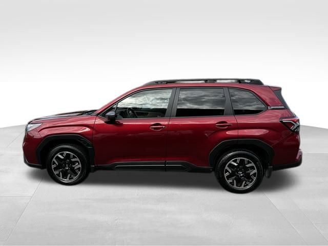2025 Subaru Forester Premium photo 4