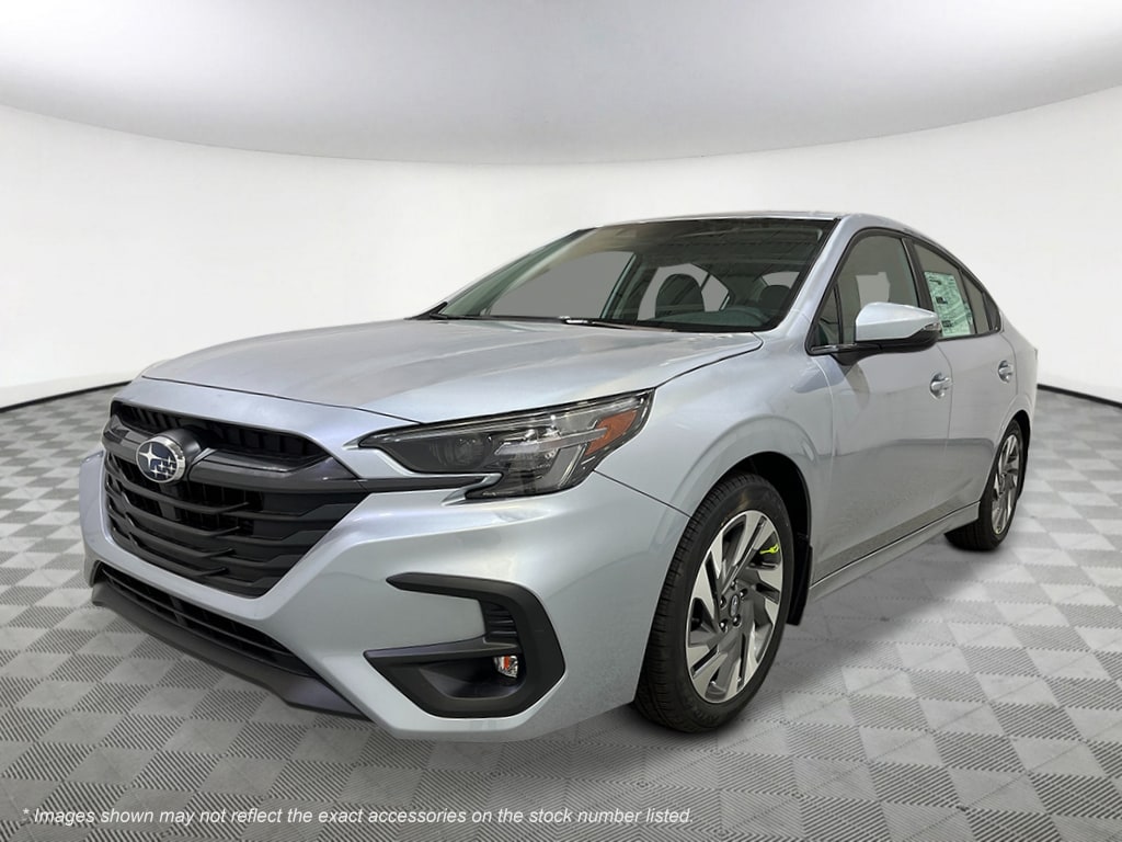 2025 Subaru Legacy Limited's photo