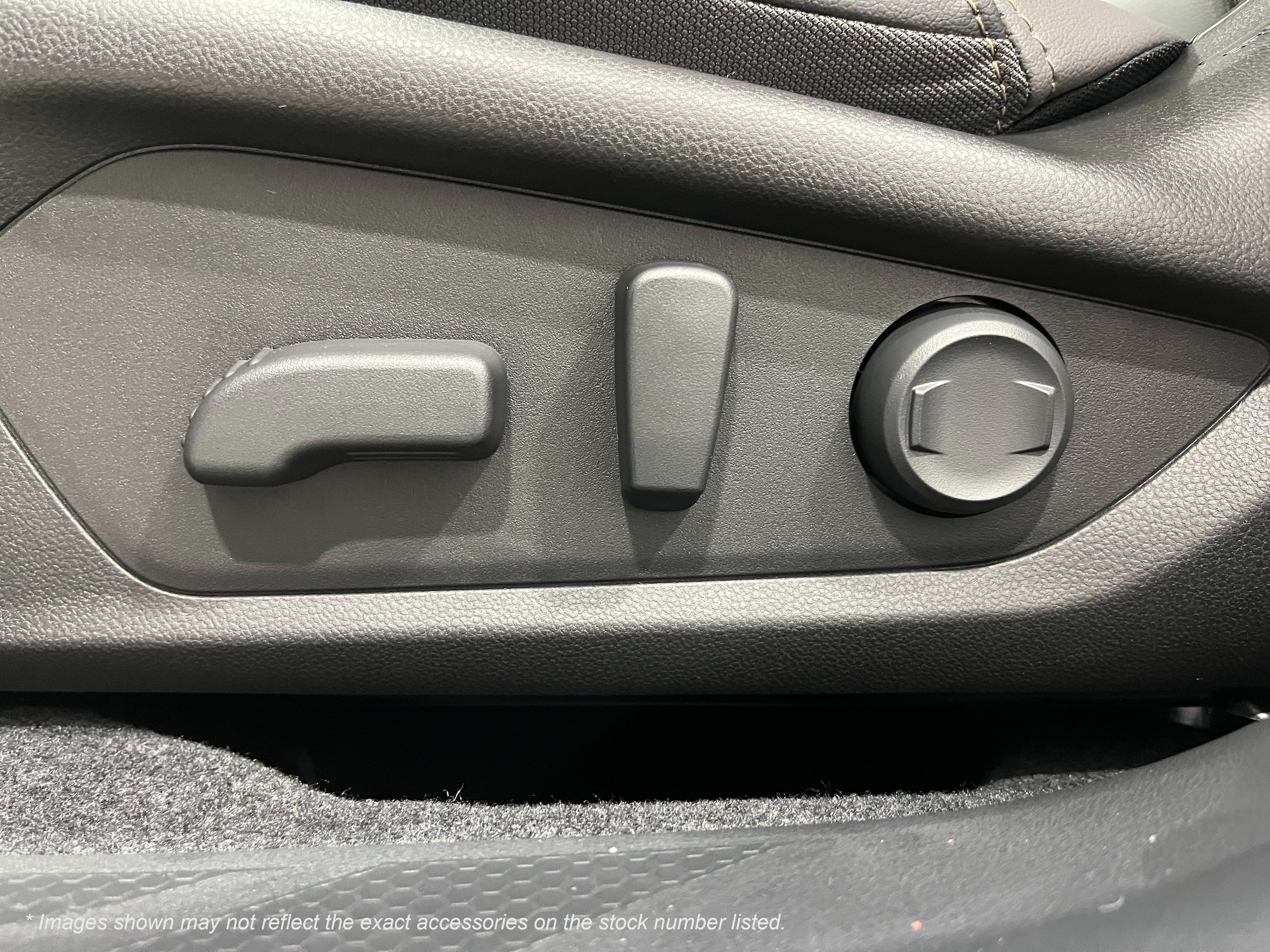 2026 Subaru Outback Limited - Photo 13
