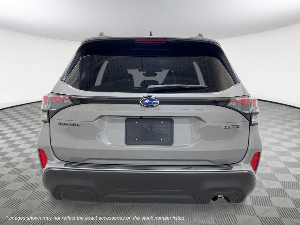 2025 Subaru Forester Premium photo 4