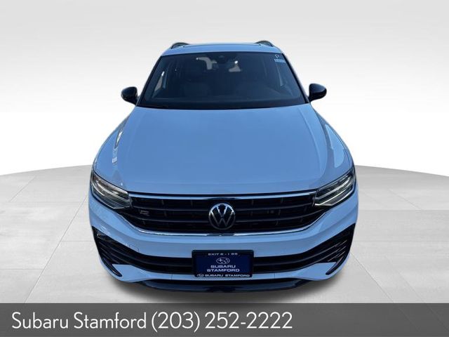 Used 2022 Volkswagen Tiguan SE R-LINE BLACK with VIN 3VV8B7AX9NM068661 for sale in Stamford, CT