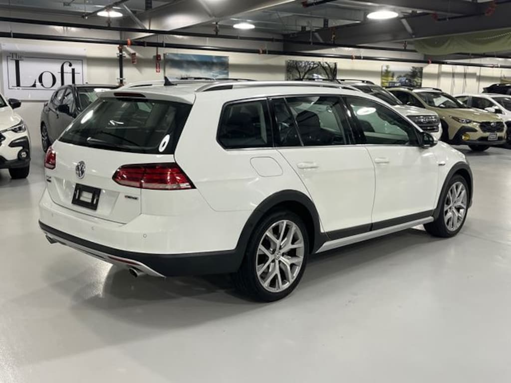 Used 2019 Volkswagen Golf Alltrack TSI Wagon