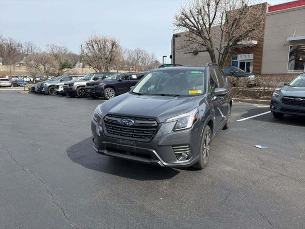 Used 2023 Subaru Forester Limited SUV