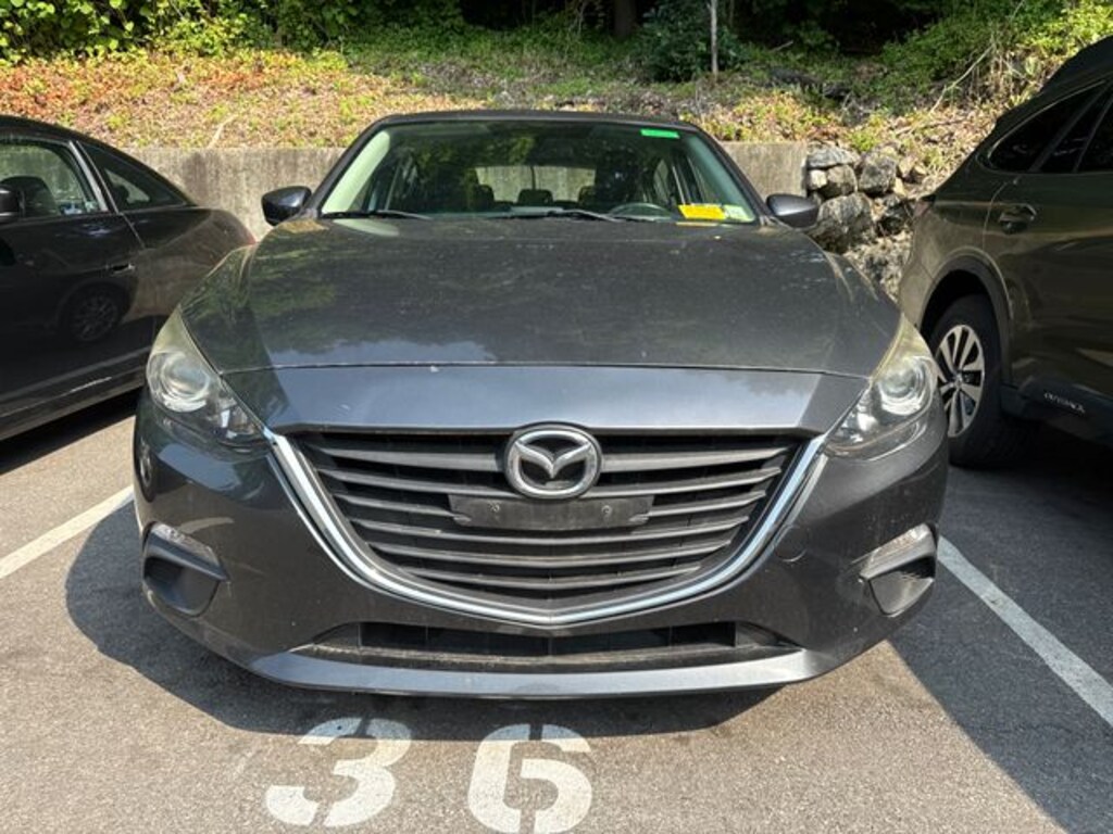 Used 2014 Mazda Mazda3 i Grand Touring Hatchback