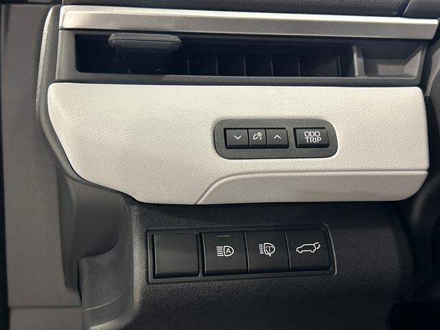 2026 Subaru Solterra Premium - Photo 22