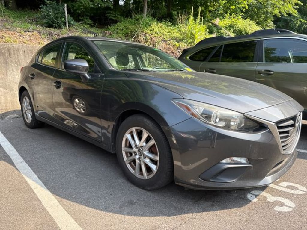 Used 2014 Mazda Mazda3 i Grand Touring Hatchback