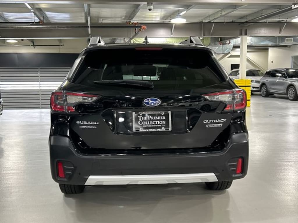 Used 2022 Subaru Outback Touring SUV