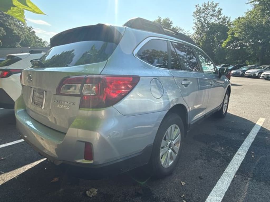 Used 2017 Subaru Outback 2.5i SUV